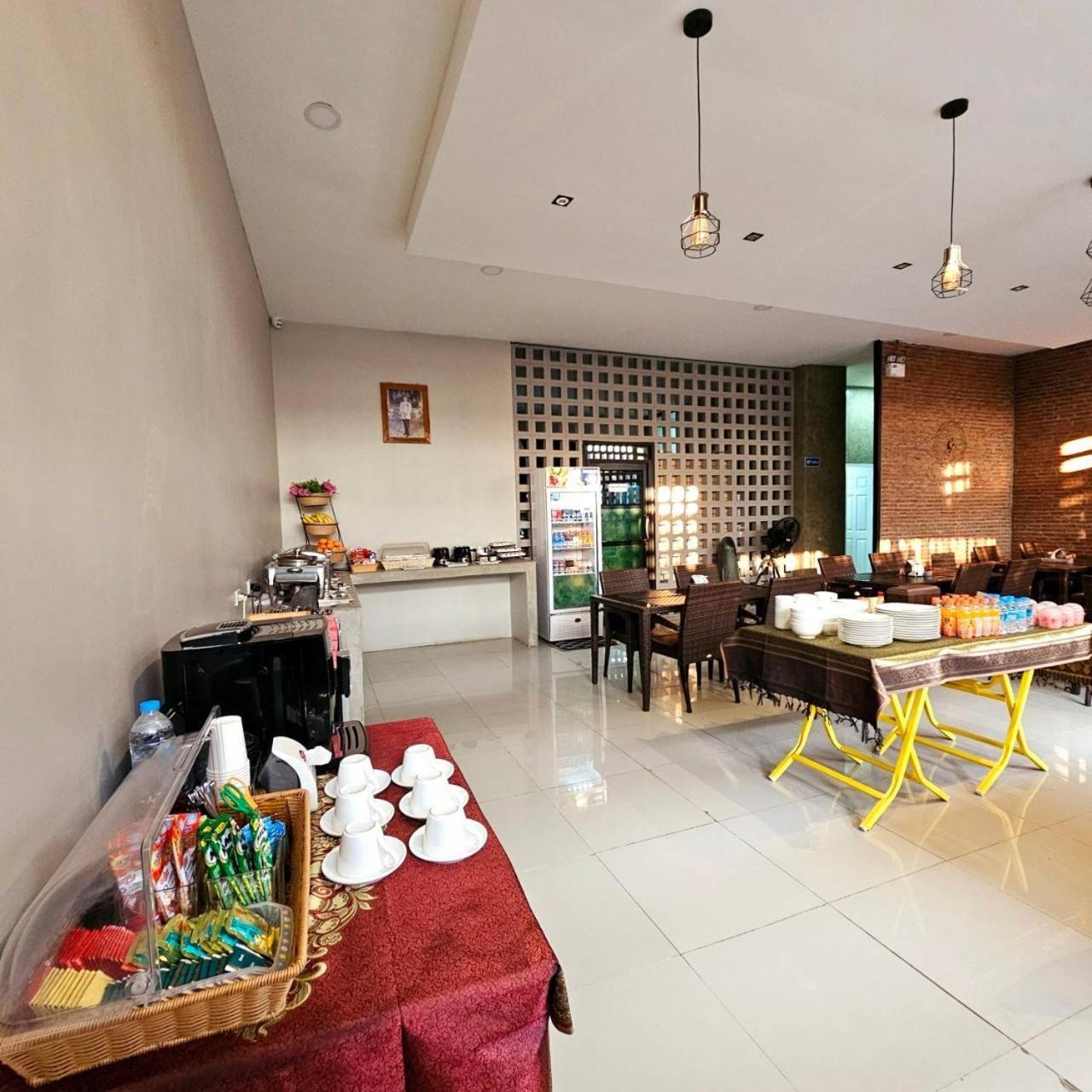 Sawasdee​ Buriram​ Resort Kültér fotó